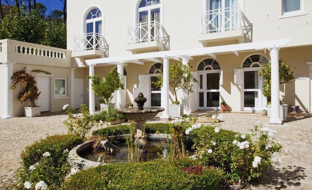 Cascade Country Manor