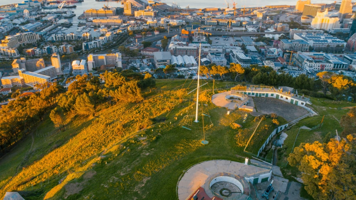 Signal Hill and the Noon Gun