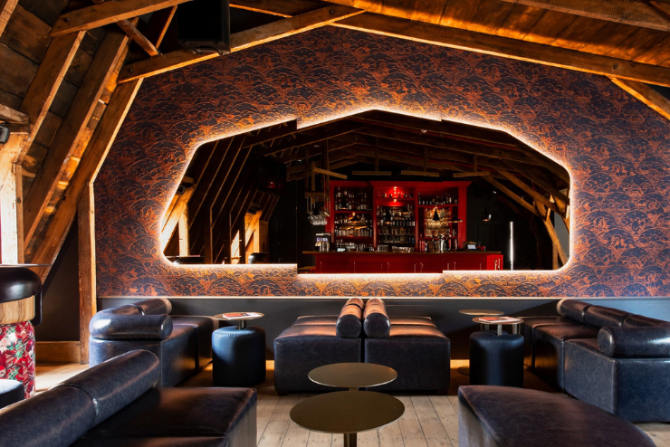 Tjing Tjing Rooftop Bar – CLOSED