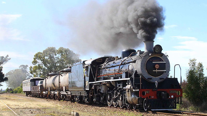Ceres Steam Train to Elgin