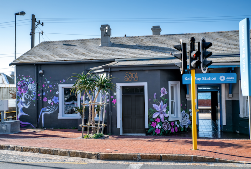 Saint Siena Boutique