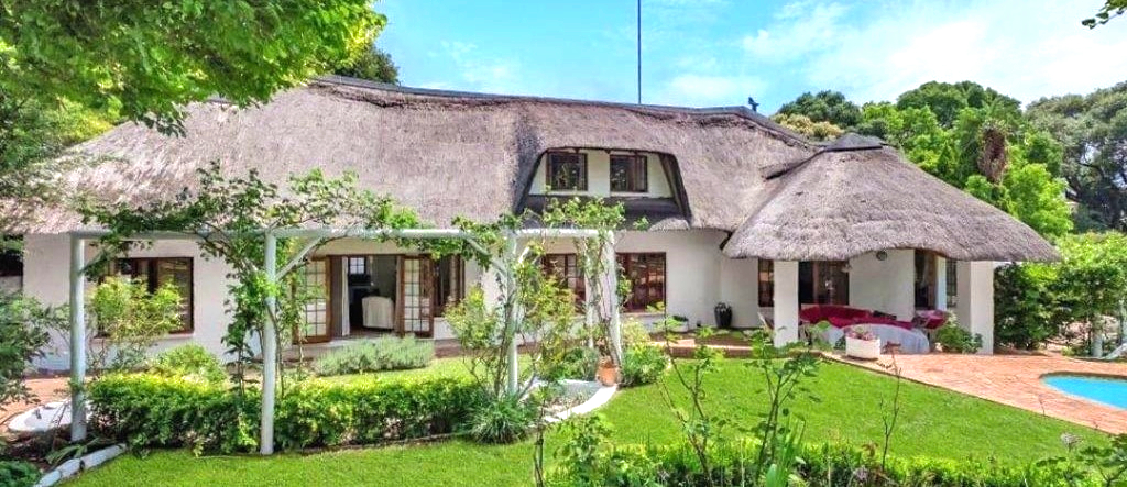 Libra Lodge