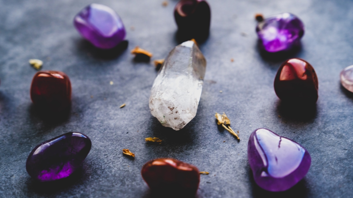 Gecko Jewellers: World of Gemstones