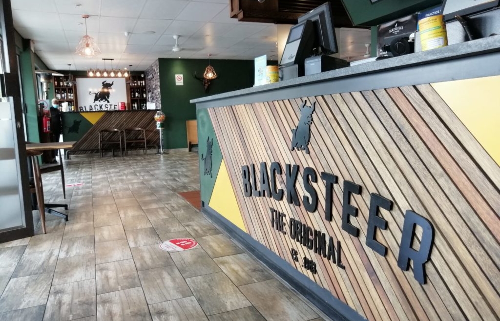 Blacksteer