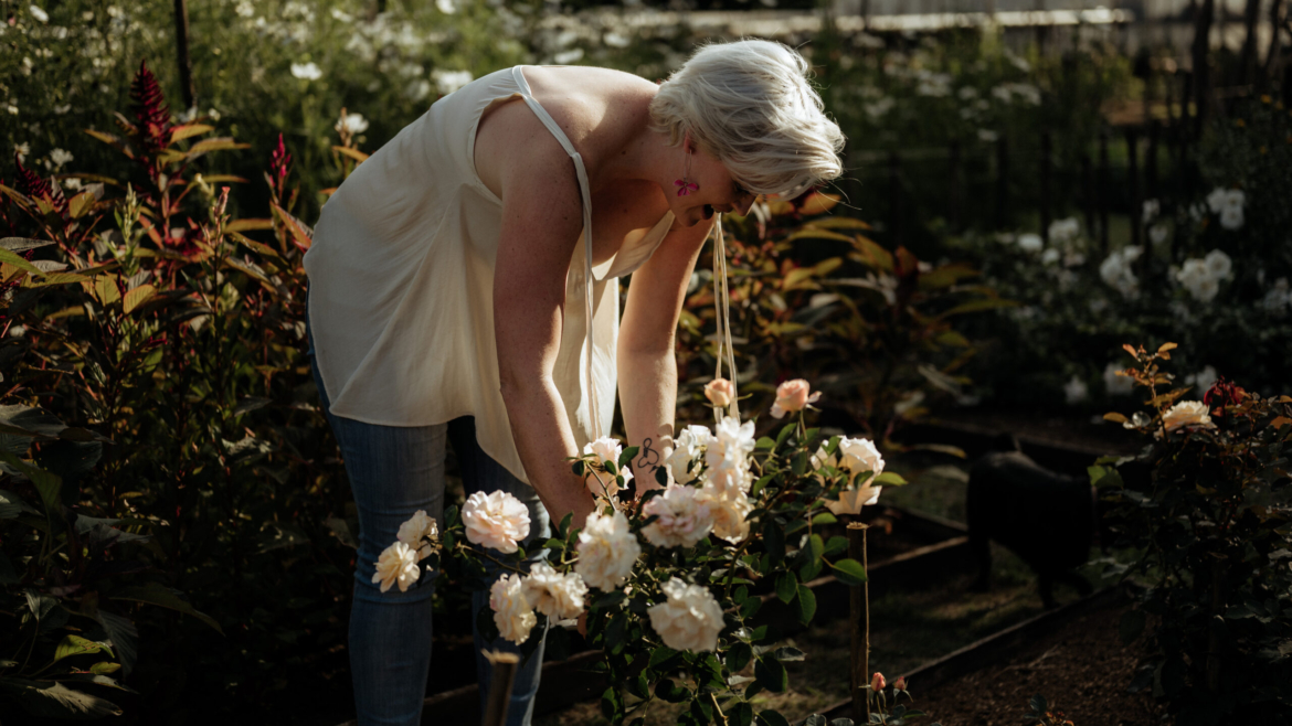 Femme Pétale Flower Farm